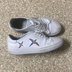 Axel Arigato White Sneakers Clean 90
